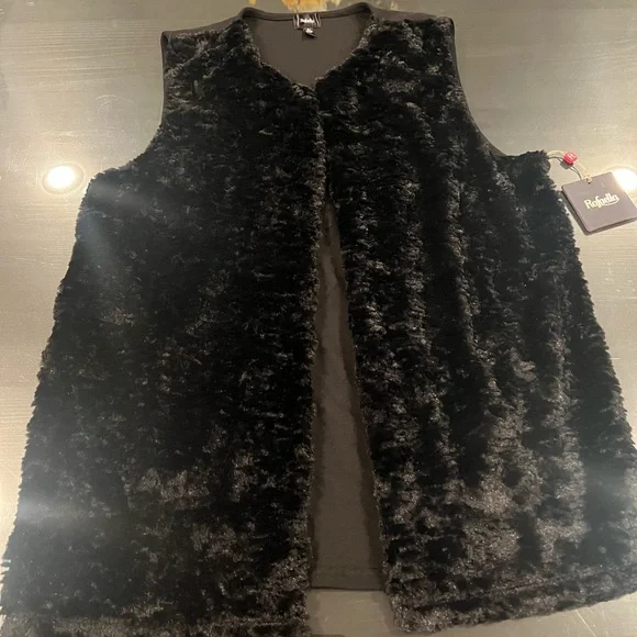 Vest - Picture 2 of 6